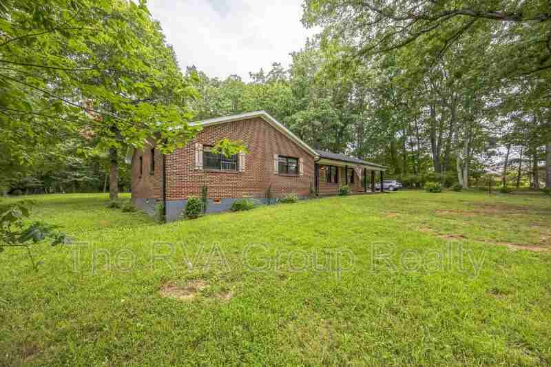 580 Dixie Airport Rd - Photo 4 of 41