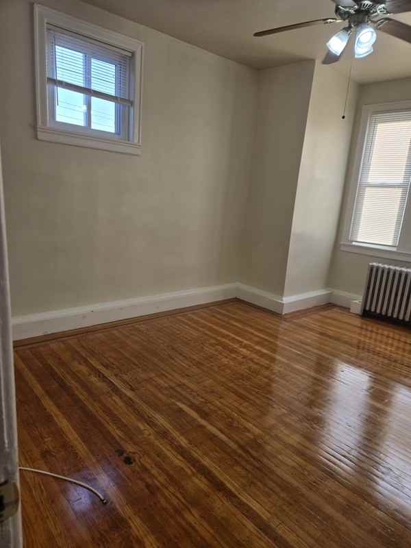 1752 Georges Ln - Photo 2 of 11