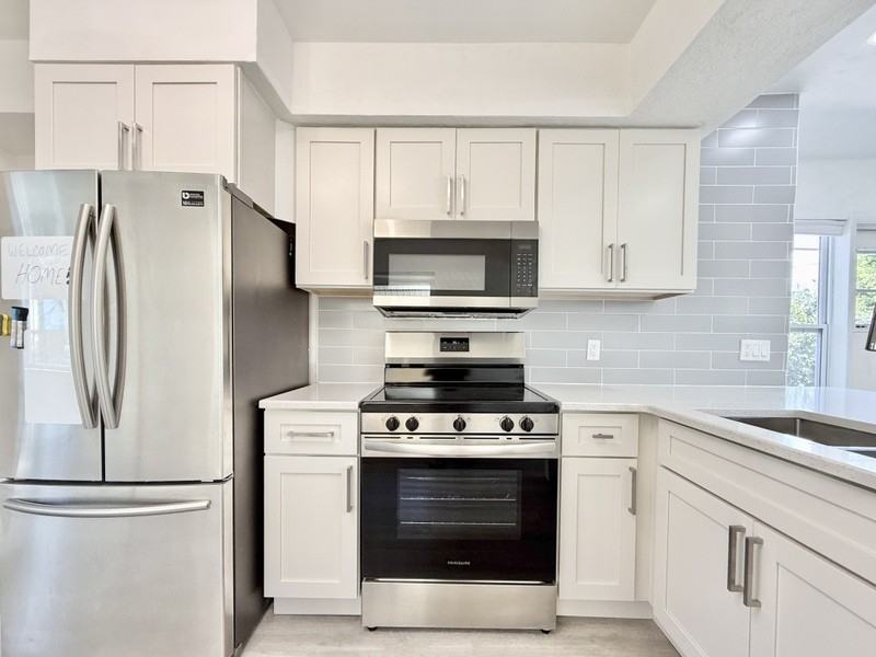 4426 4th Ave N - Photo 6 of 43