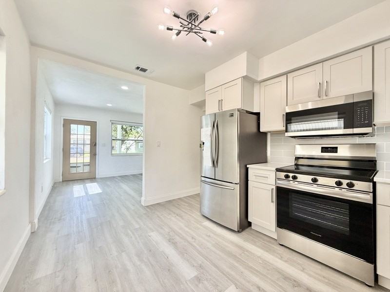 4426 4th Ave N - Photo 7 of 43