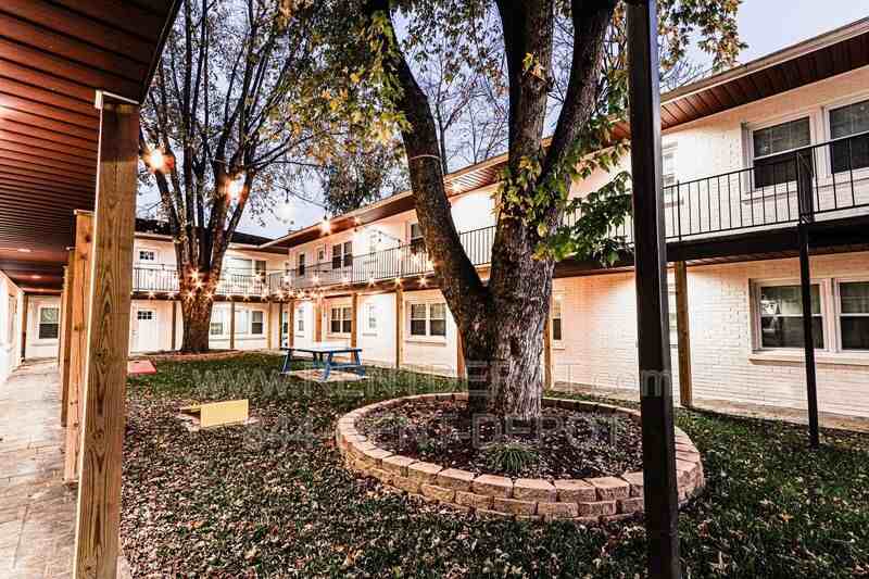 1330 Se 2nd St #205 - Photo 7 of 15