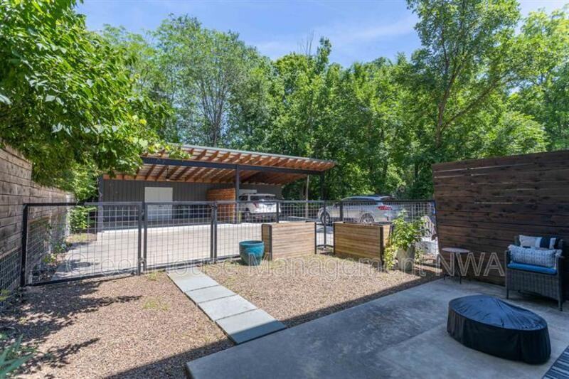 808 S Locust Ave #808LOC - Photo 6 of 35