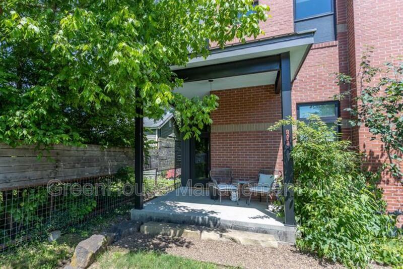 808 S Locust Ave #808LOC - Photo 7 of 35