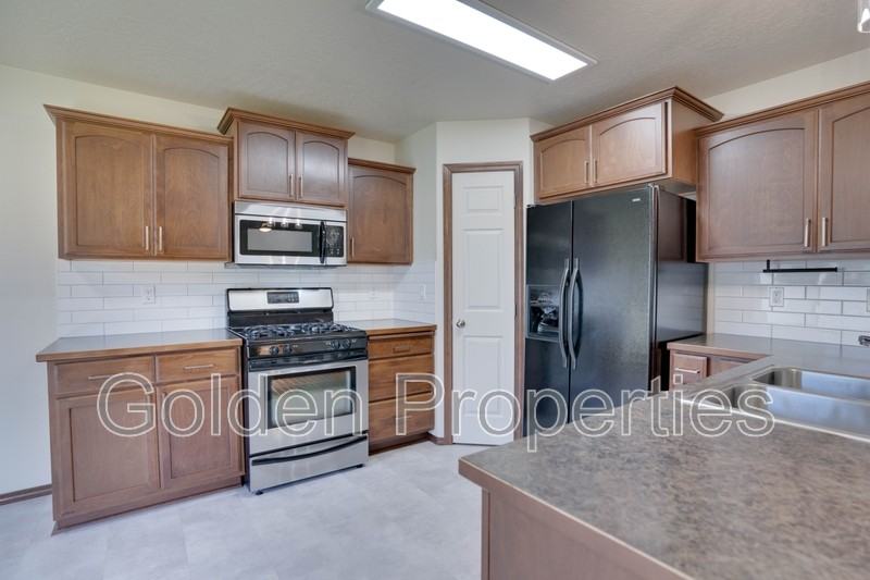 2545 W Blueberry Cir - Photo 2 of 19