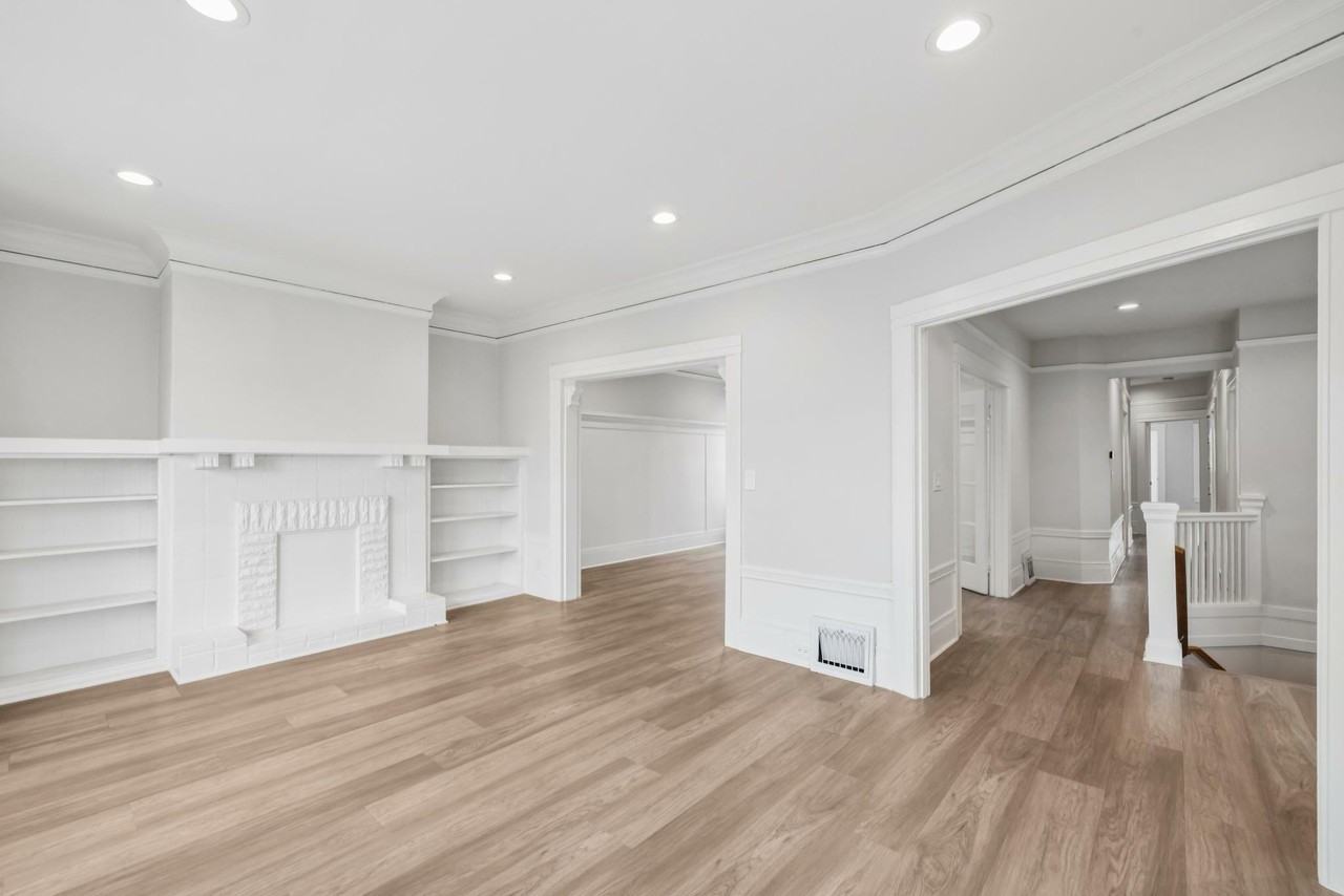 487 18th Ave - Photo 3 of 32