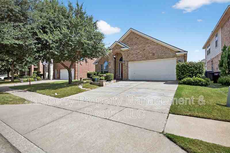 4353 Mountain Crest Dr - Photo 2 of 30