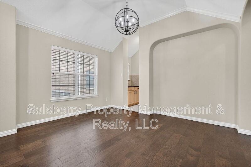 4353 Mountain Crest Dr - Photo 7 of 30