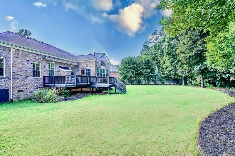 100 Little Pond Dr - Photo 4 of 31