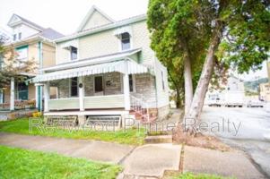 featured image of 605 Coleman Ave