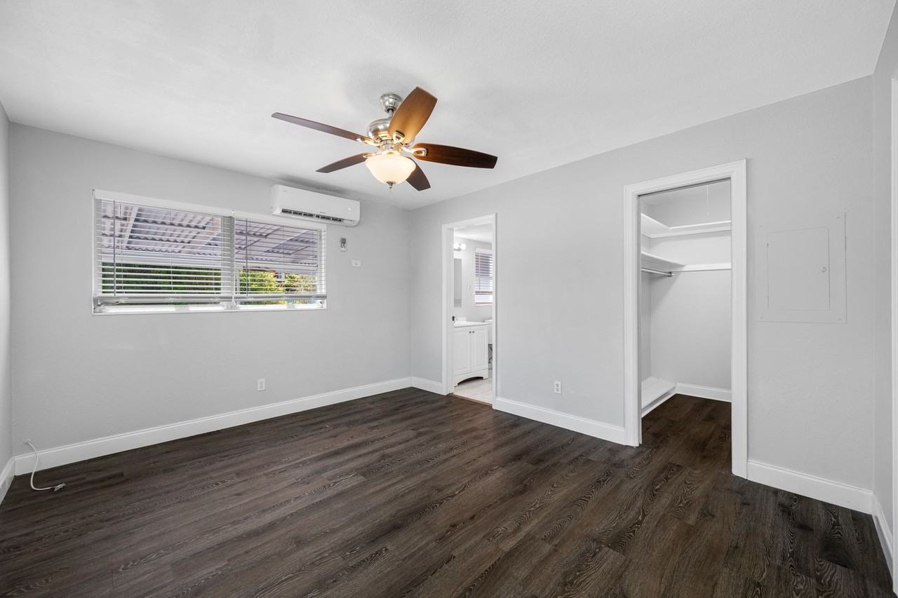 Southern Oaks - Photo 7 of 13