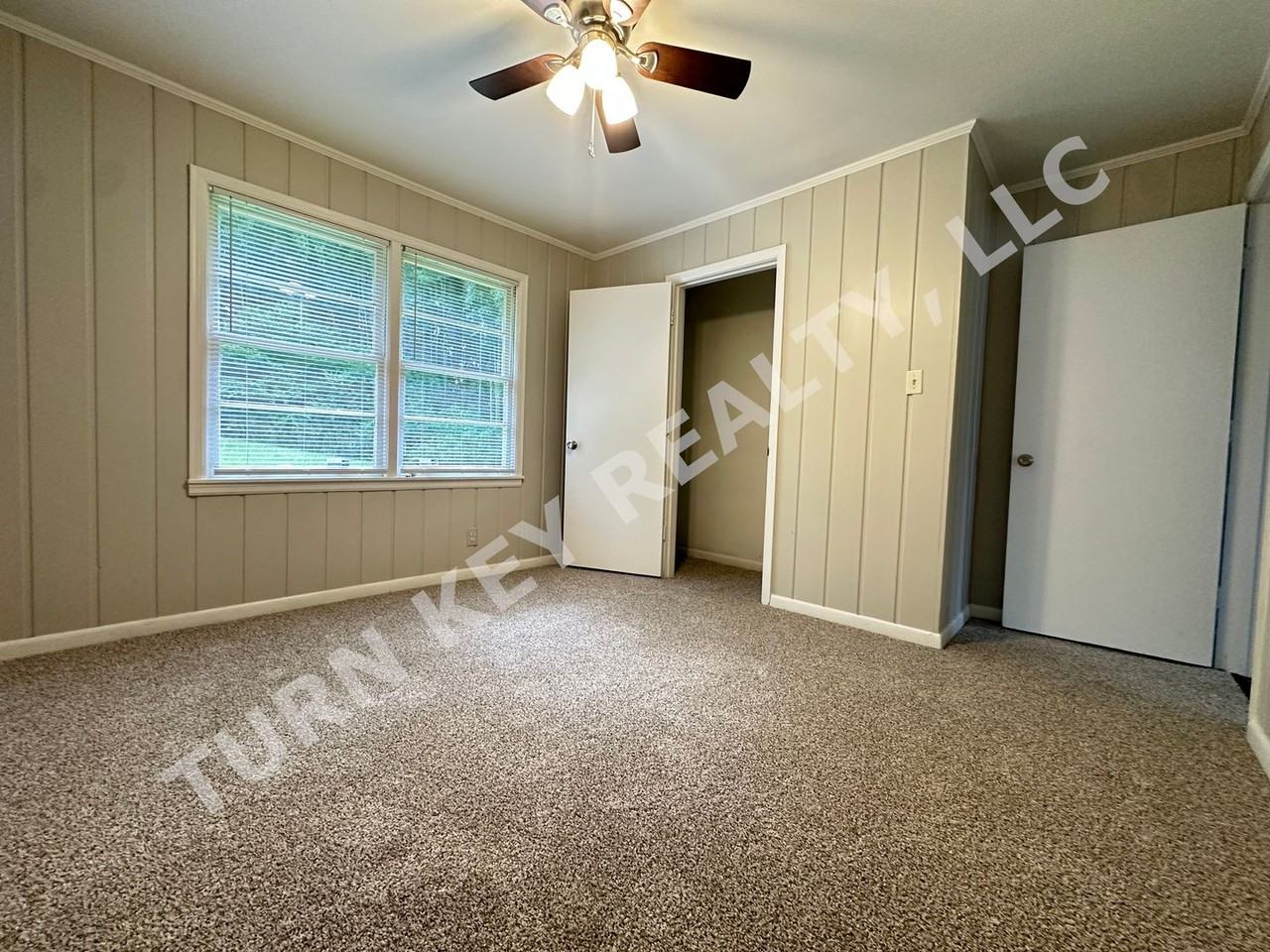 2228 5th St Ne - Photo 6 of 11