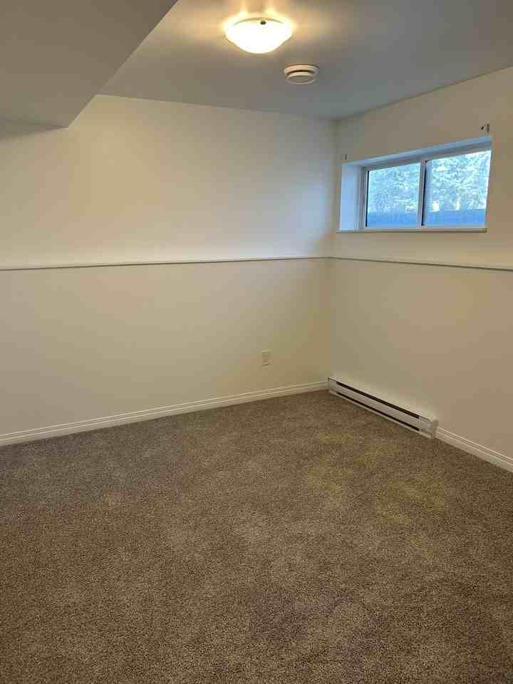 6315 122 Ave Nw Bsmt #6315BS - Photo 4 of 7