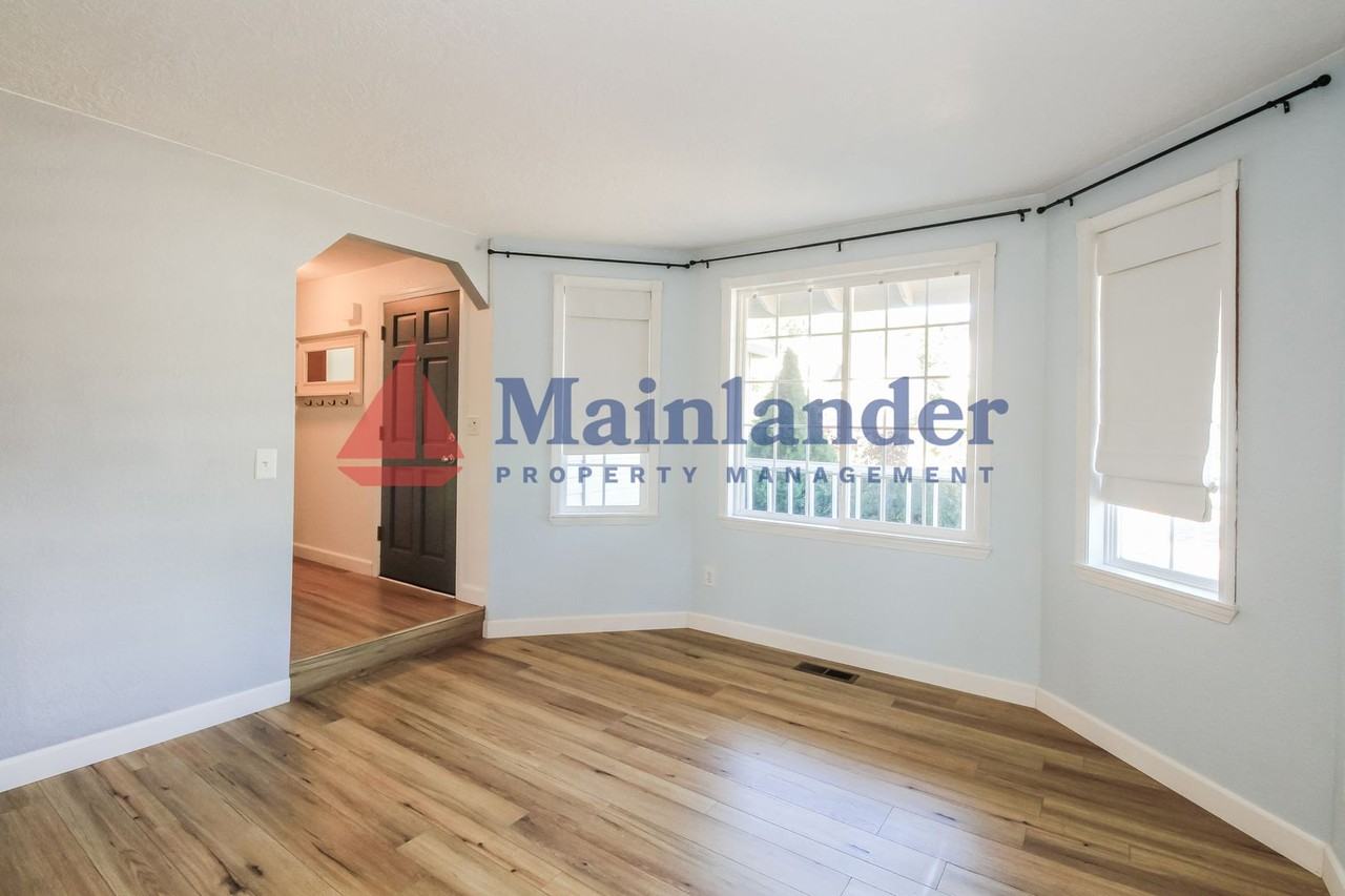 13338 Sw Shore Dr - Photo 5 of 50