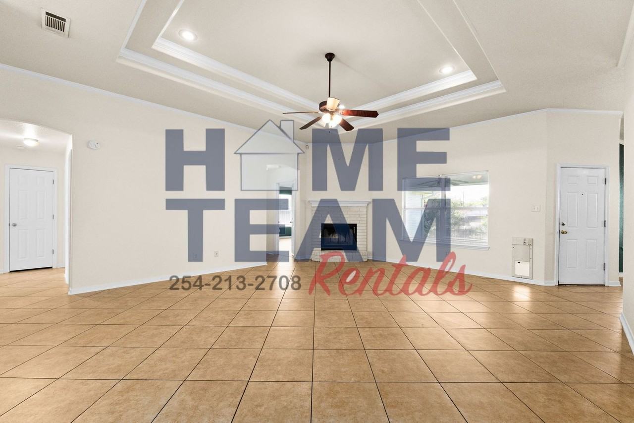 4207 Mildred Ave - Photo 4 of 16