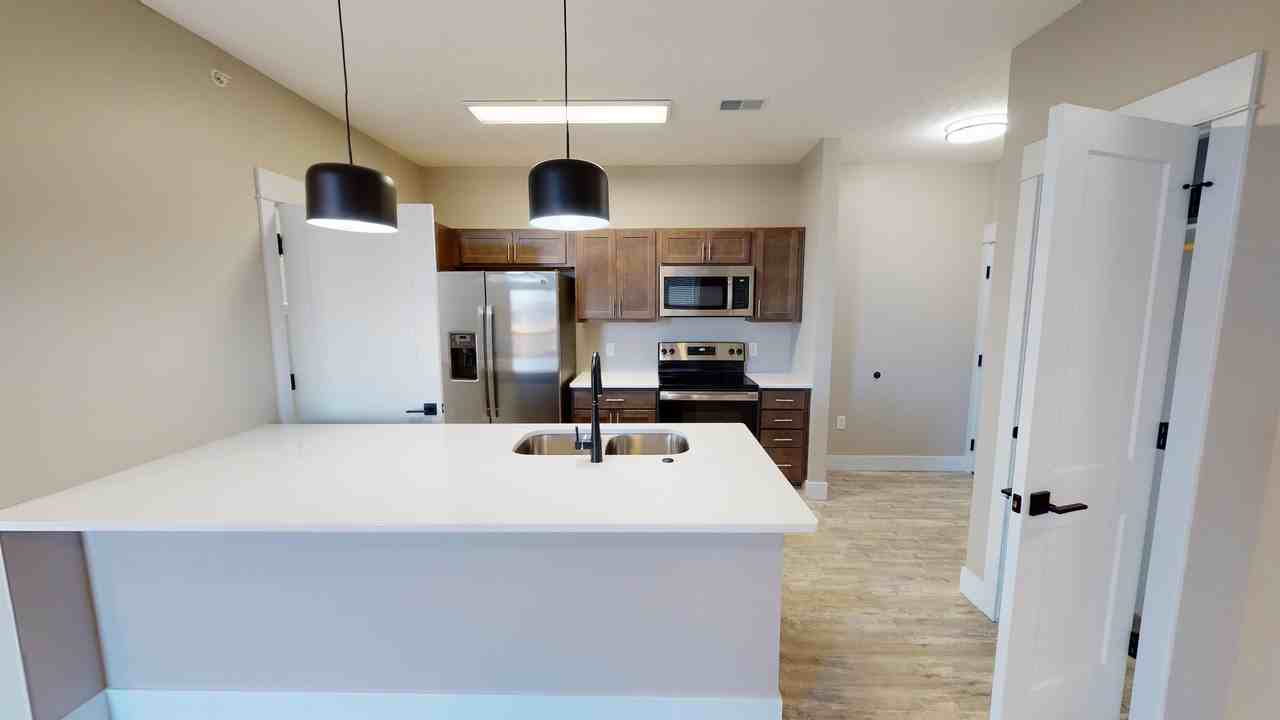 2014 University Drive - Photo 2 of 20