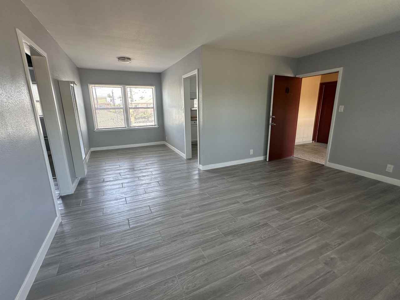 610 East 99th Street #10 - Photo 2 of 8