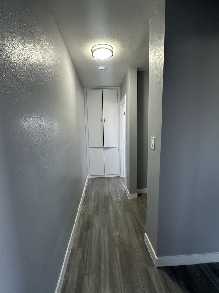 610 East 99th Street #10 - Photo 3 of 8