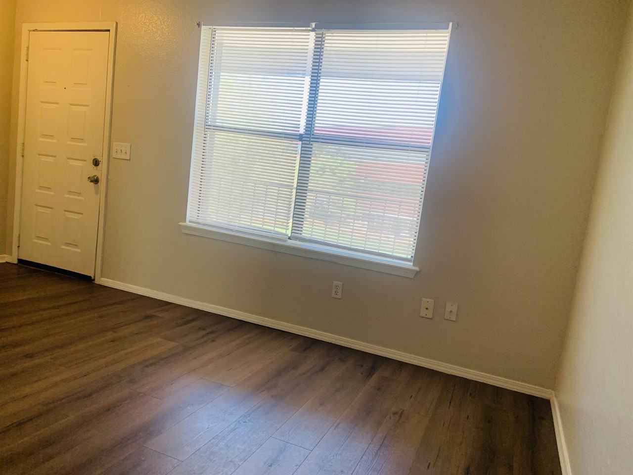 3509 North Nesbitt Ave - Photo 2 of 25