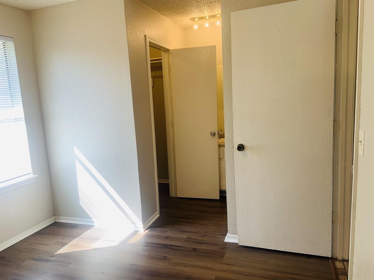 3509 North Nesbitt Ave - Photo 6 of 25