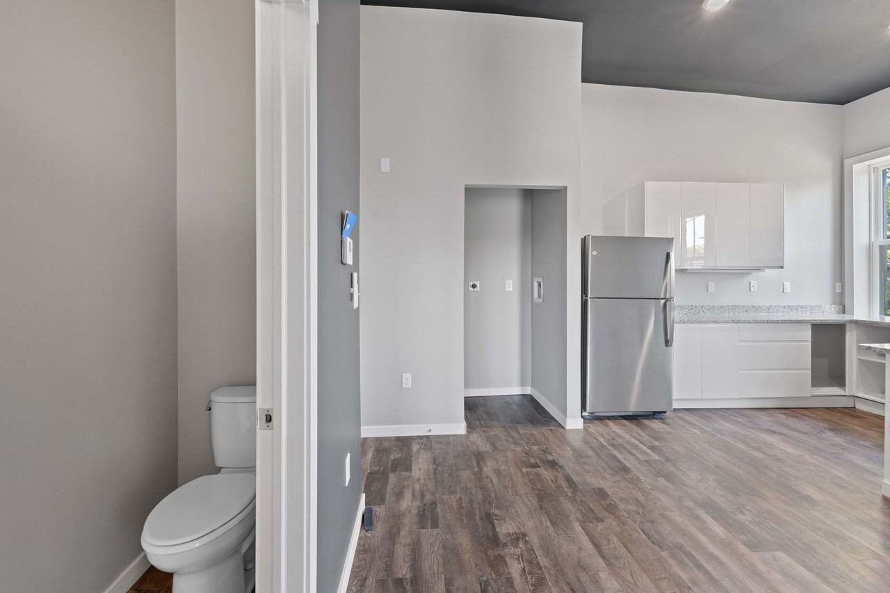 322 South Patterson Boulevard - Photo 6 of 50