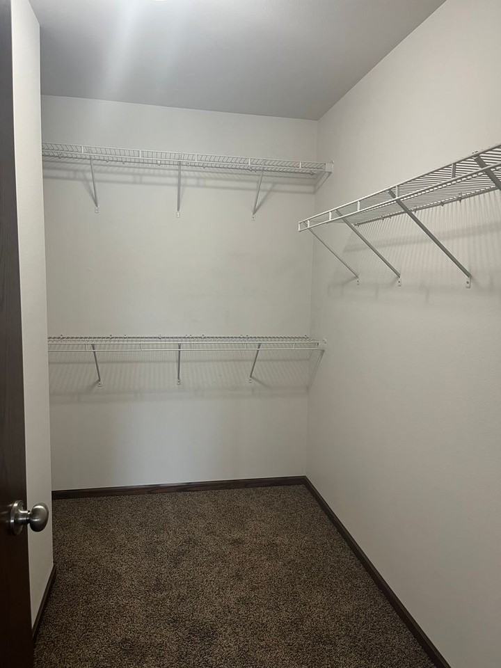 1217 S Beach Way - Photo 6 of 9