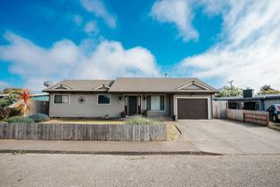 1238 Fernwood Dr - Photo 1 of 1