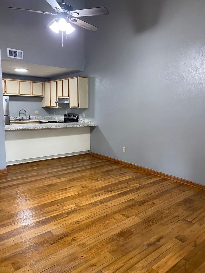 358 Hayden Rd - Photo 7 of 15