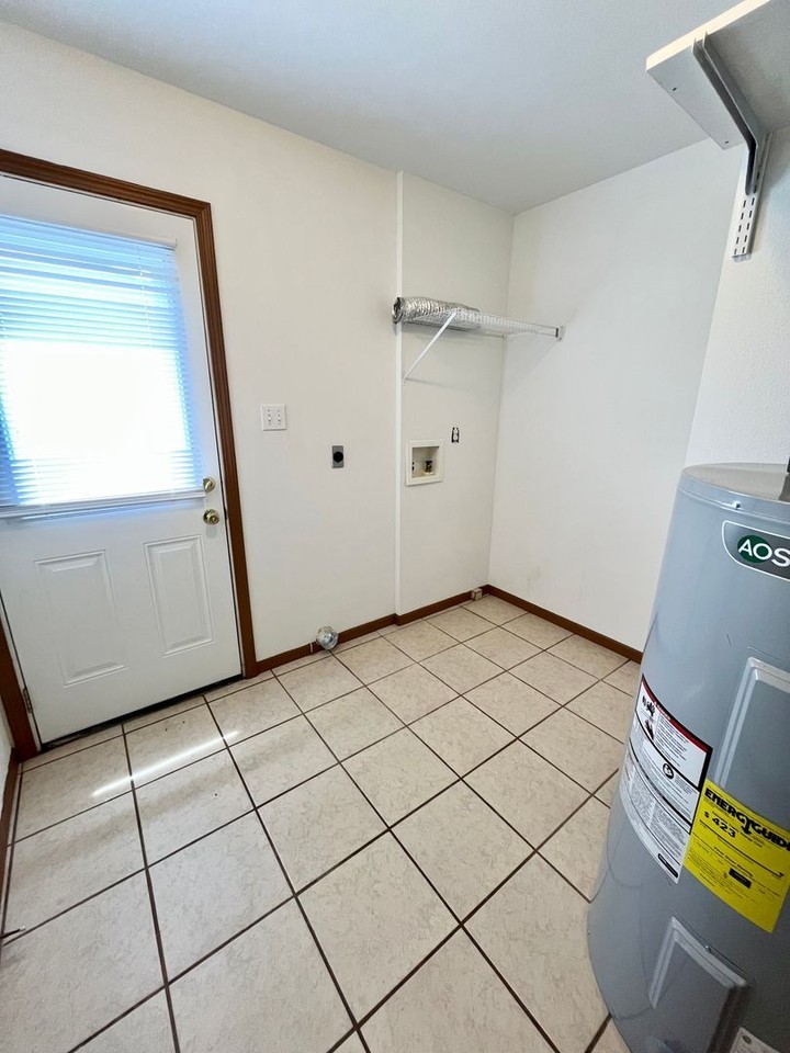34 Montee Ln - Photo 6 of 10