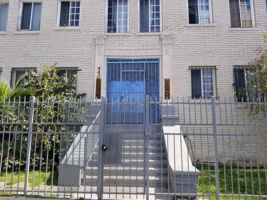 featured image of 440 N Coronado St