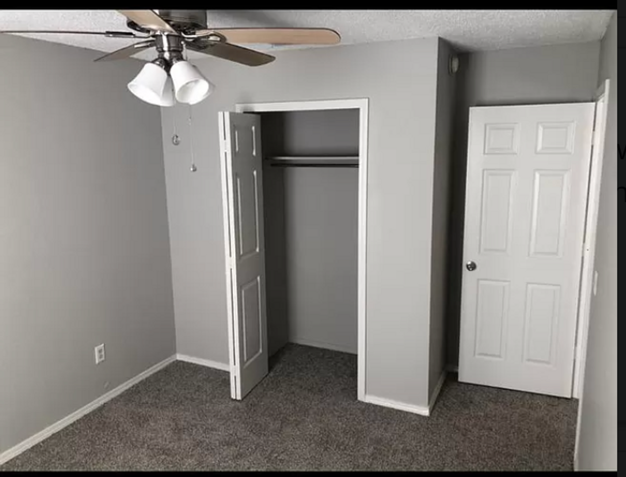 3000 W Houston Pl - Photo 4 of 7