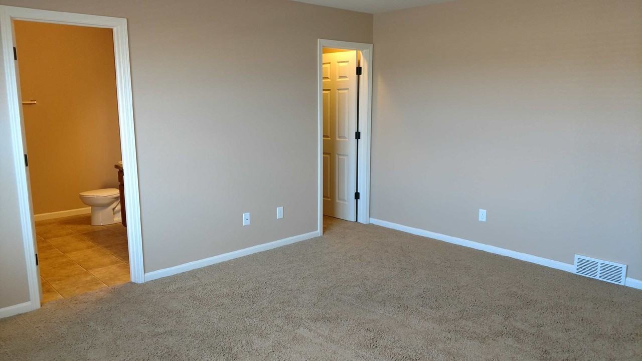 2607 Verity Ln Se - Photo 2 of 22