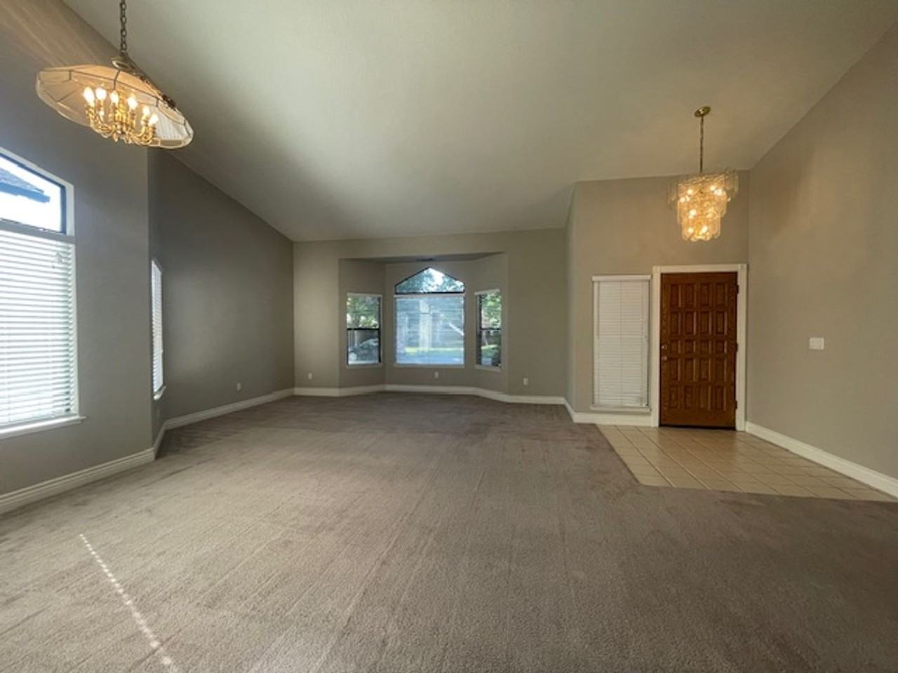 11820 S Carson Way - Photo 2 of 16