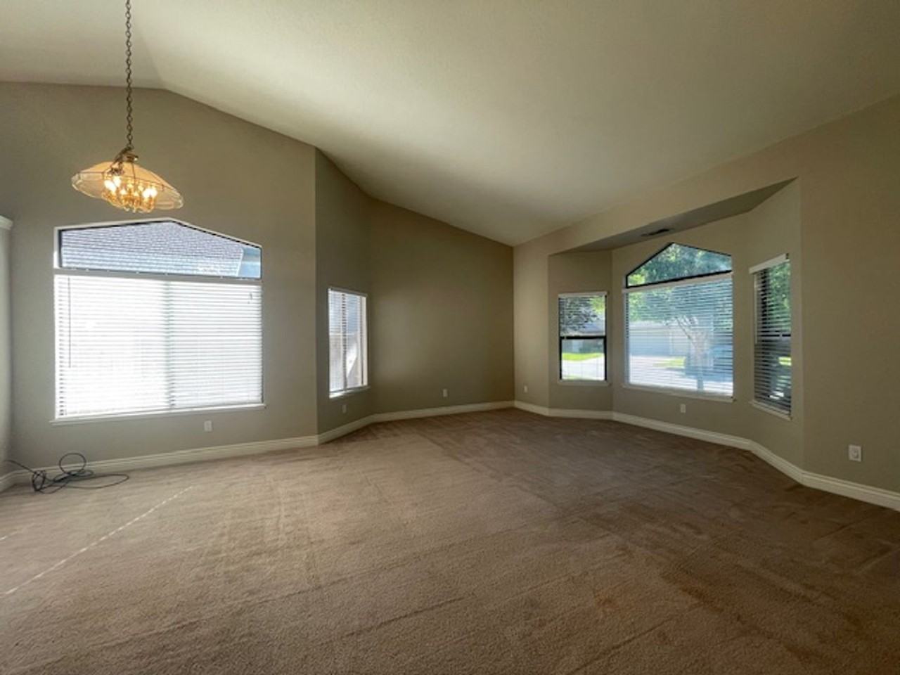 11820 S Carson Way - Photo 3 of 16