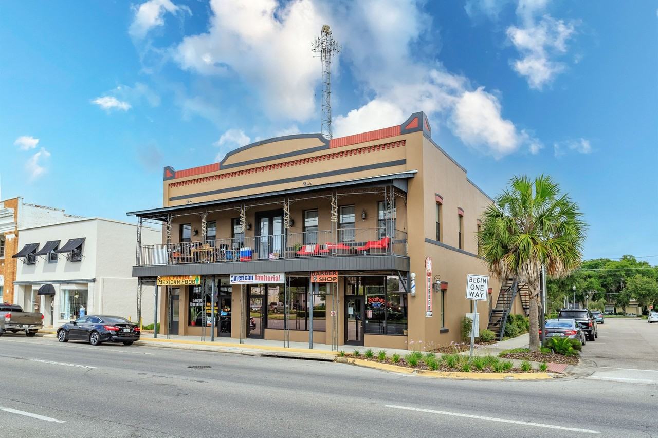 Towne View Place - Photo 6 of 11