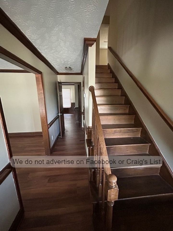 410 Georgetown Cir - Photo 2 of 18