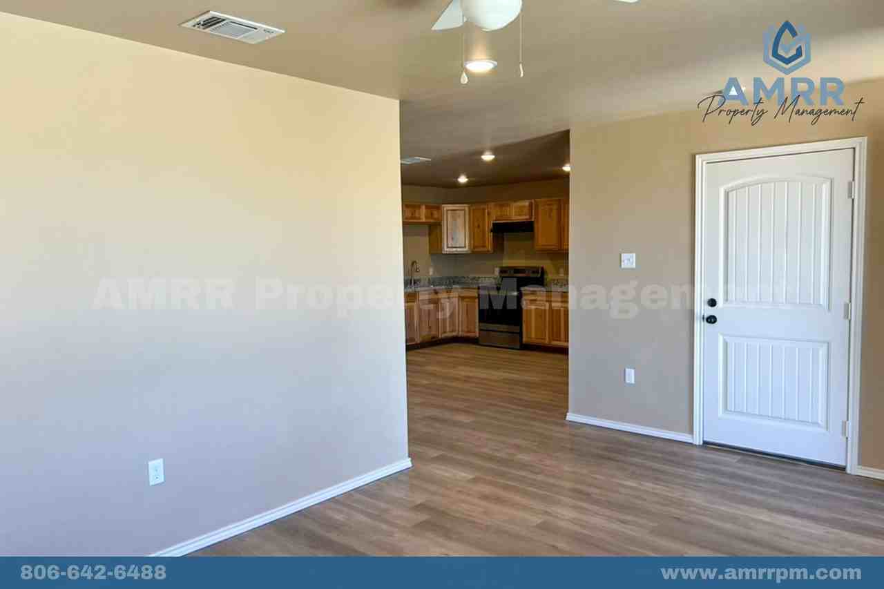 3118 E Cornell St - Photo 3 of 23