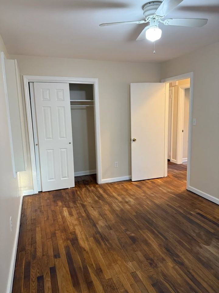 2101 E 60th St - Photo 3 of 13