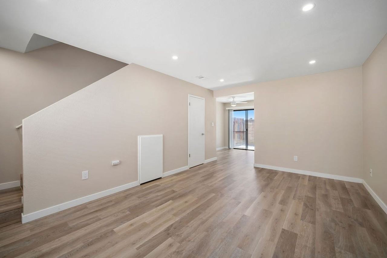 180 Brisco Rd - Photo 2 of 21