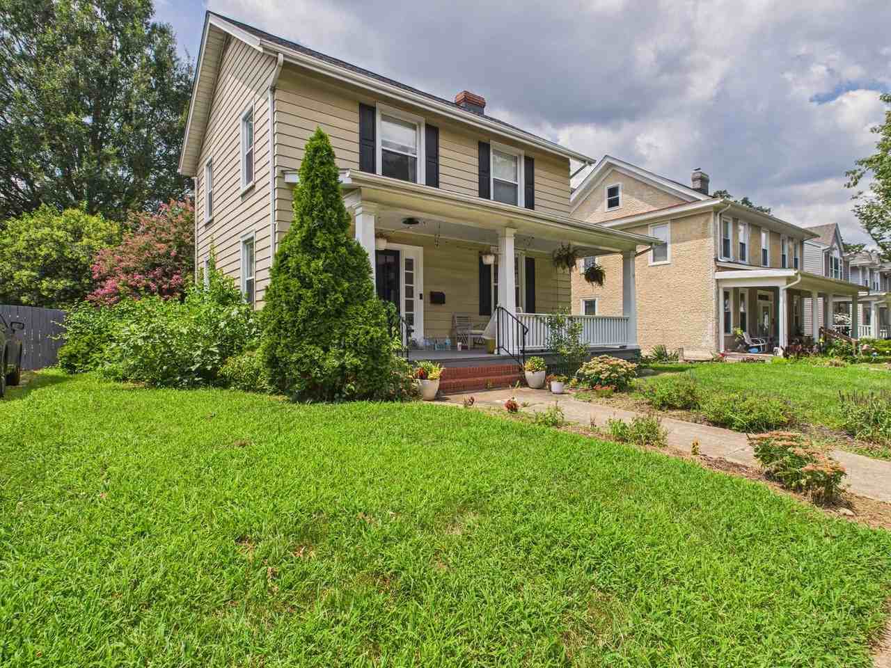 2714 Griffin Ave - Photo 3 of 27
