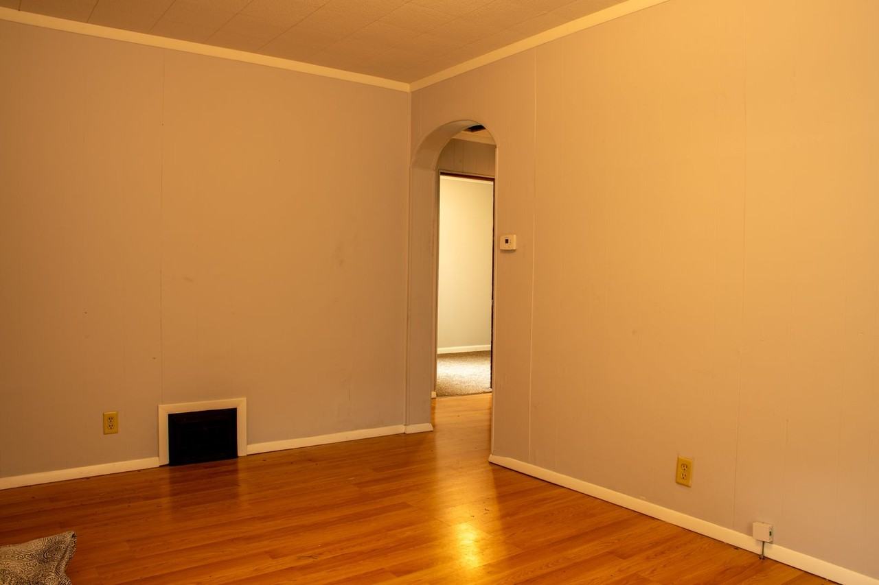 144 Victory Dr - Photo 3 of 13