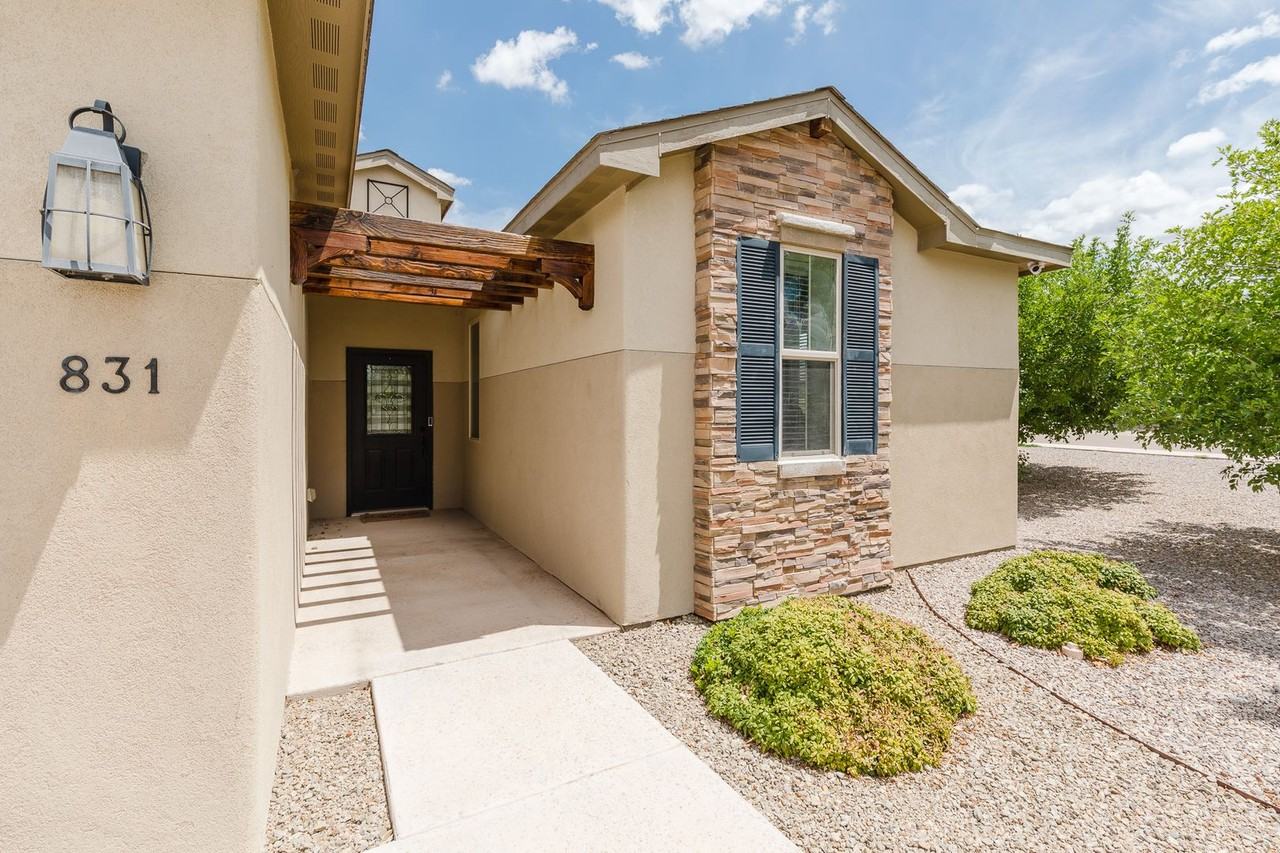 831 Copper Rdg - Photo 2 of 27