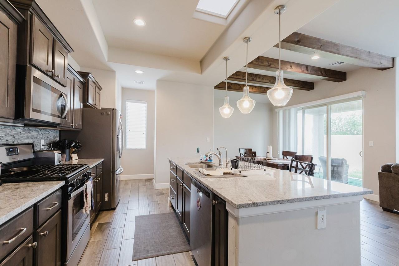 831 Copper Rdg - Photo 4 of 27