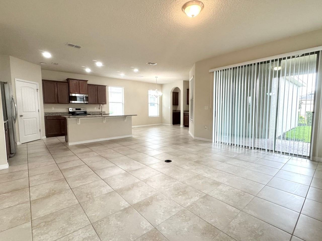 9971 Beach Port Dr - Photo 5 of 20