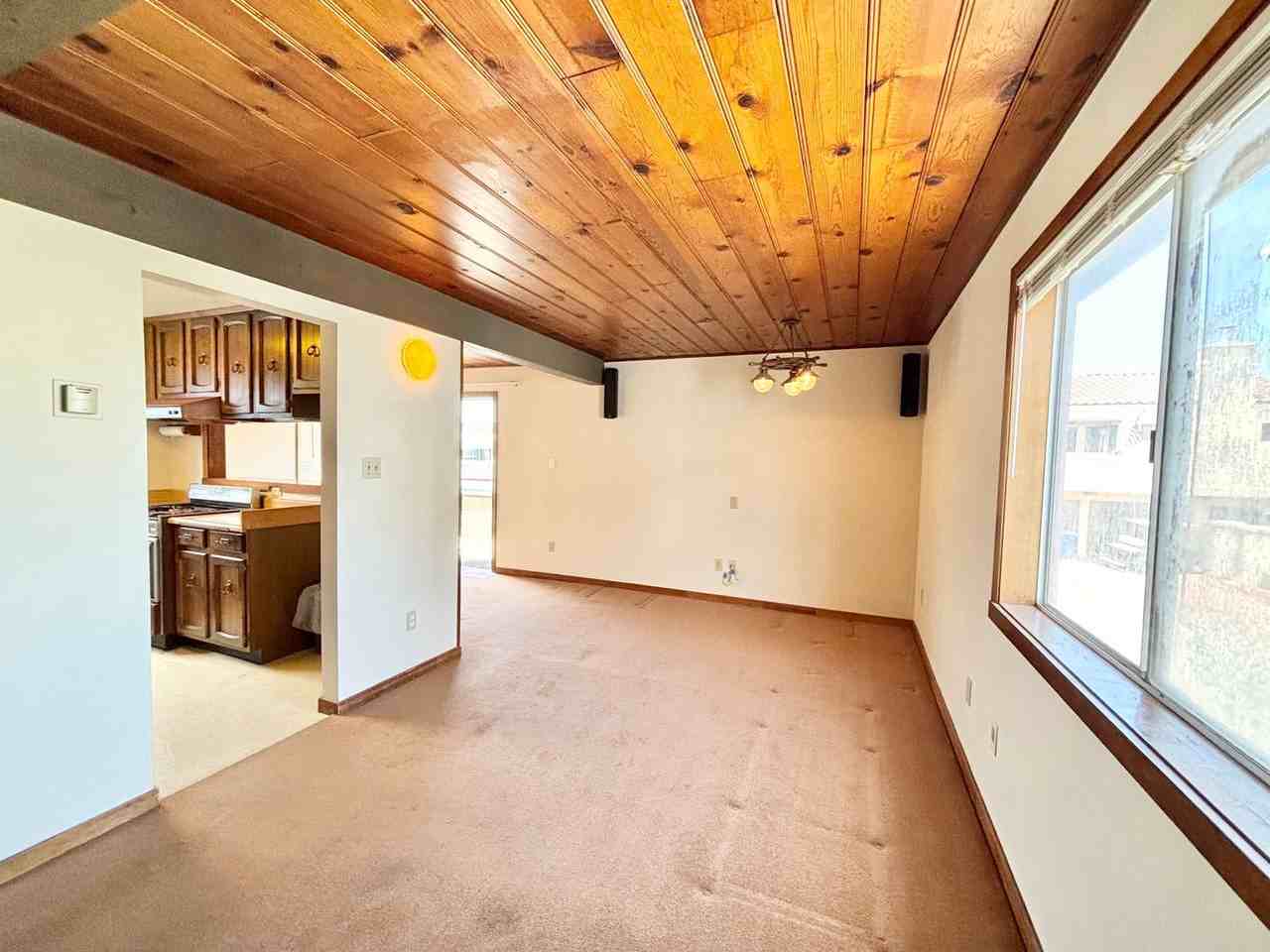 106 Los Angeles Ave - Photo 4 of 27