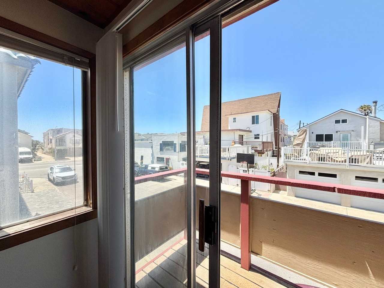 106 Los Angeles Ave - Photo 6 of 27