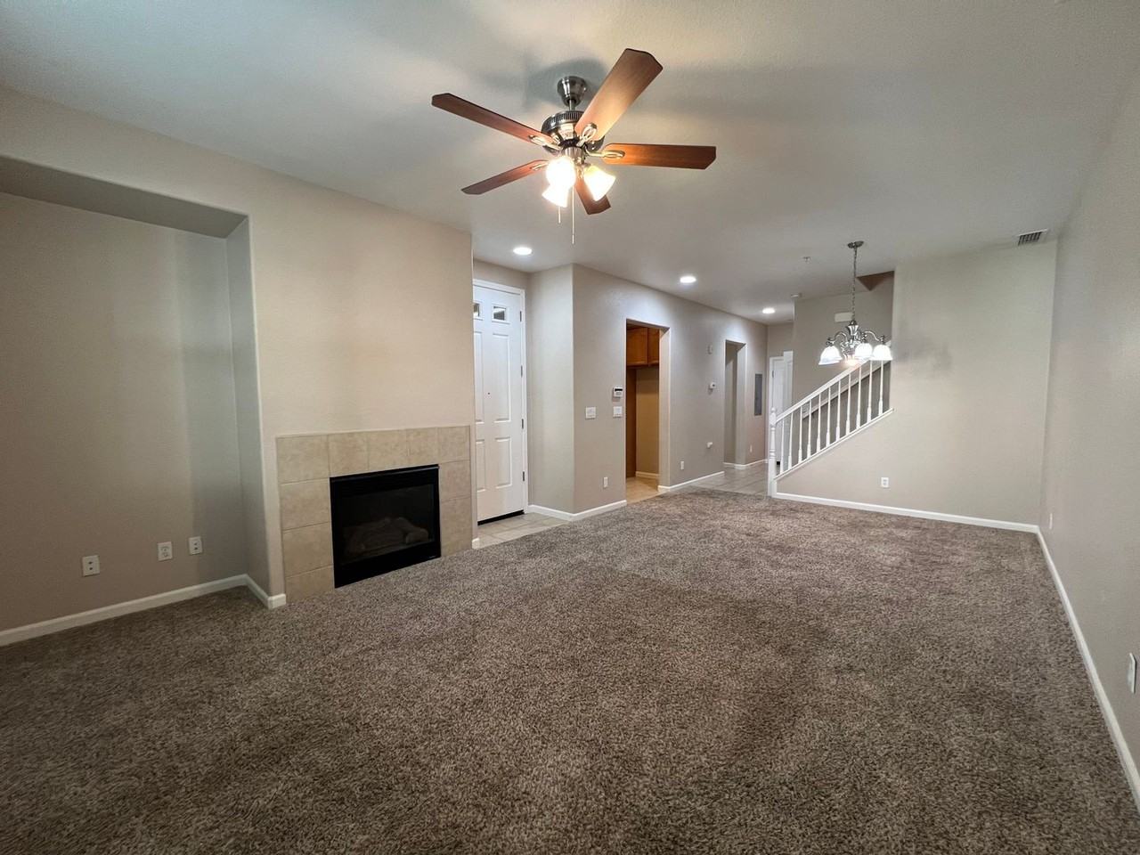 8344 Crystal Walk Cir - Photo 7 of 40
