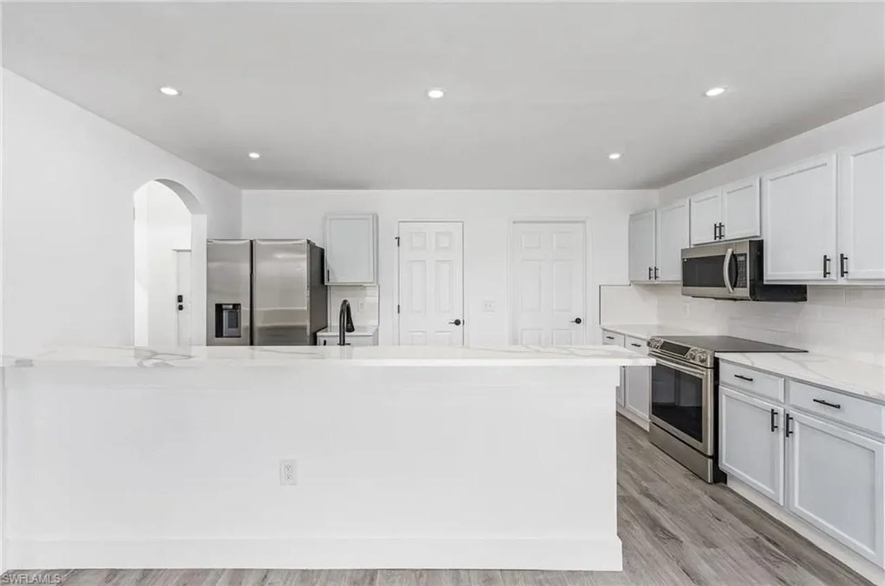 306 Shadow Lakes Dr - Photo 6 of 13