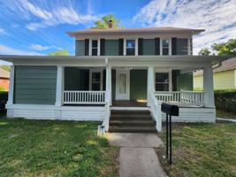 featured image of 701 E Loren St