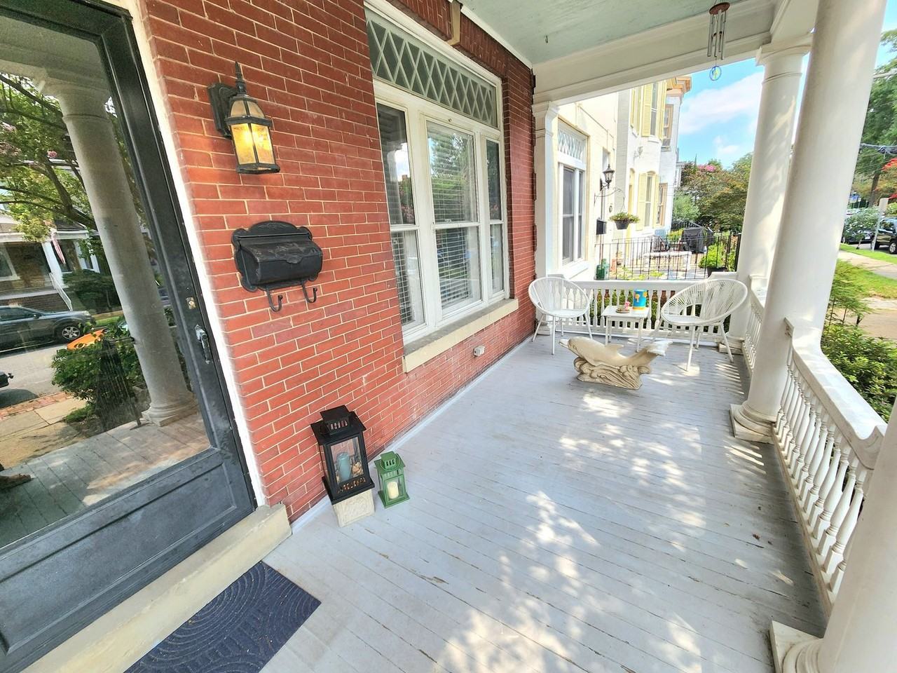 624 Redgate Ave - Photo 2 of 32