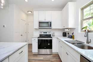 6030 Hunters Crossing Ln - Photo 1 of 1